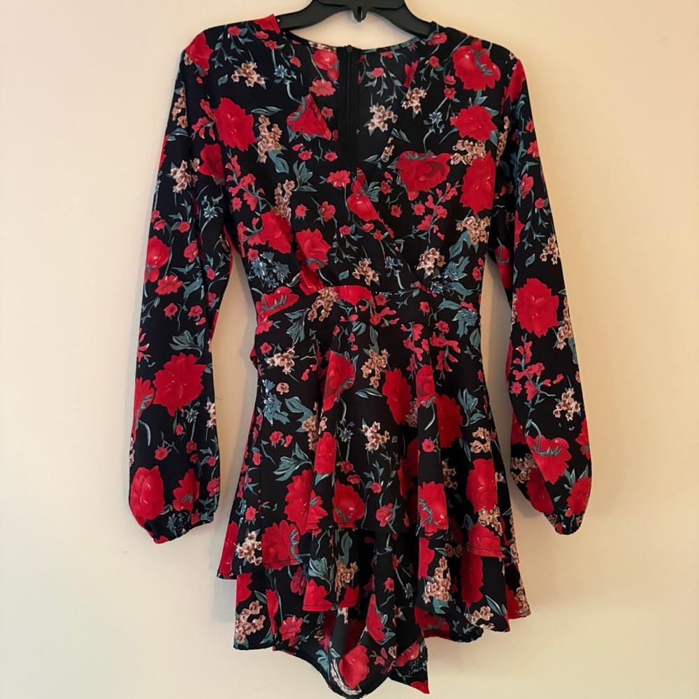 Black Red Rose Floral Long Sleeve Wrap Romper Size Medium